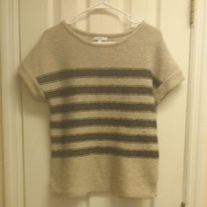 GAP Striped Short Sleeve Knit Top, Gray With Hints Of Pink. Size XS